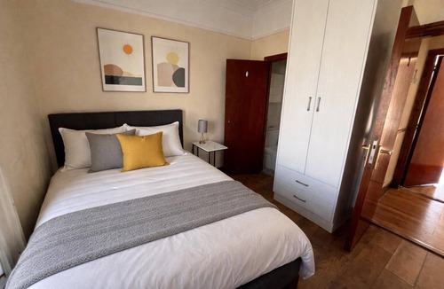 Skerries Apartment | Newly refurbished apartment in the heart of Skerries and 100m from the beach.
