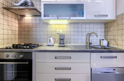 Novigrad Apartment | Nice apartment for 4 guests with A/C, WIFI, TV and terrace