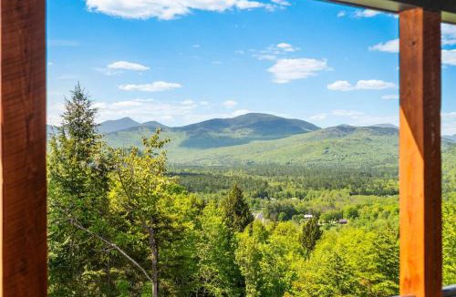 Sunday River Area House | Ninth Peak | Golf and Spa Retreat with Trails, Hot Tub & Sauna