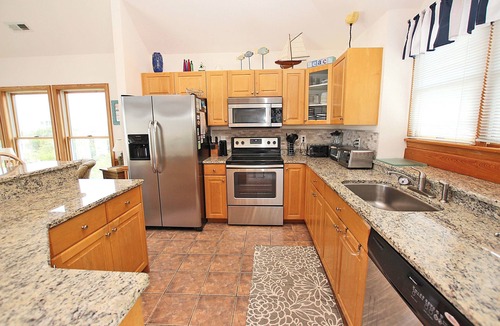 Pine Island House | Oceanside, Rec Room, Priv Pool, Hot Tub, Close to Beach Access, PI161, St Nicks