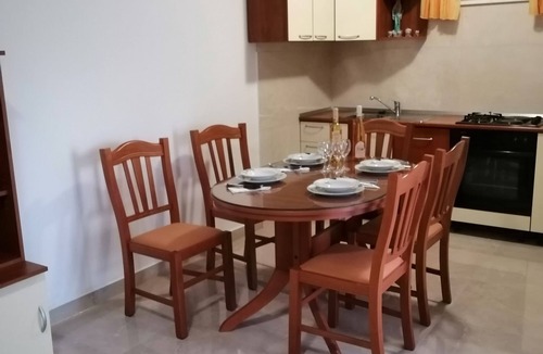 Arbanija Apartment | One bedroom apartment with terrace Arbanija, Čiovo (A-5228-d)