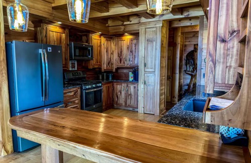 The Forks House | Overlook House in West Forks