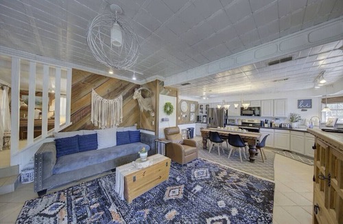 Ingram House | Paradise Canyon