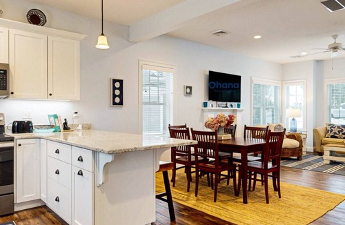 Arundel House | Peaceful Cottage Retreat with Pool, Trails & Easy Access to Kennebunkport