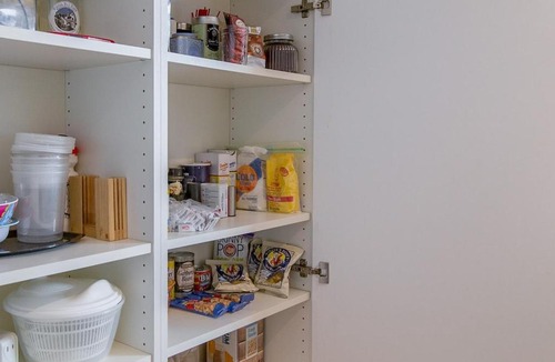 East End Apartment | Peaceful Oasis on Munjoy Hill 1st flr 3BR parking