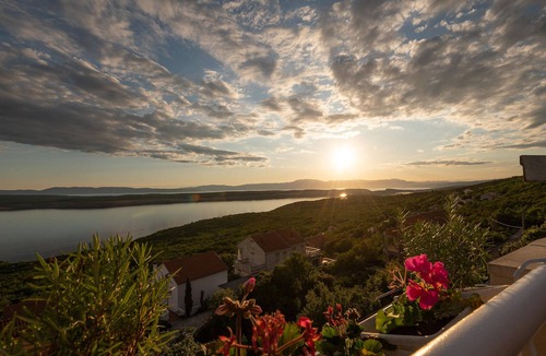 Klanfari Apartment | Pet friendly apartment in Dramalj