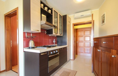 Dajla Apartment | Picturesque flat with pool, private terrace, washing machine, BBQ, loungers
