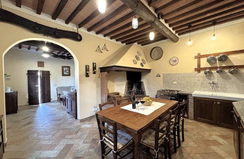 Palaia Villa | PODERE IL LECCIONE - COZY VILLA IN THE HEART OF THE TUSCAN HILLS