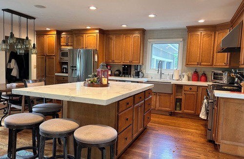 Dublin House | Premier Memorial Tournament Vendor Rental – 11th Hole Oasis walkout plus Bar!