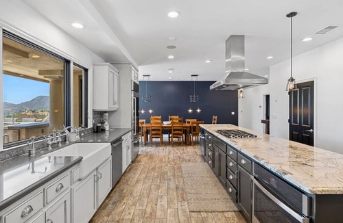 Lake Hodges House | Private Gated 6BR Luxury Estate, Gym, Lake View
