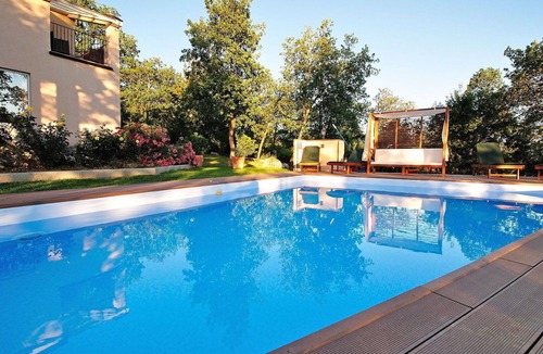 Buzet Villa | Private Villa with A/C, private pool, WIFI, hot tub, TV, terrace, pets allowed, panoramic view