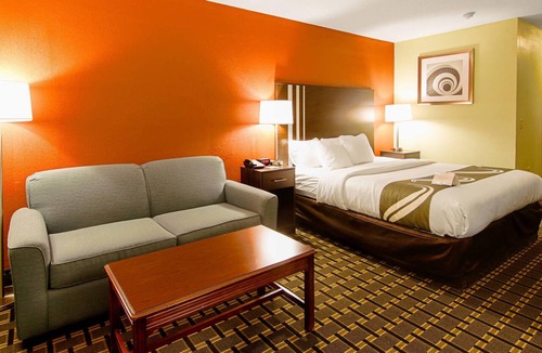 Plainfield Hotel | Quality Inn Plainfield I-395