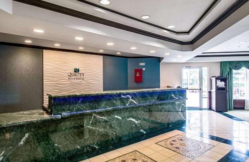 Robstown Hotel | Quality Inn & Suites Robstown