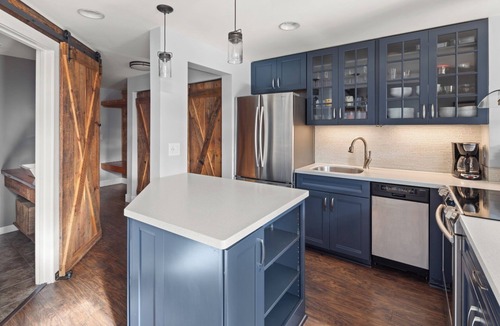 Warren Condo | Quintessential Vermont Mtn. Escape with with Pool, Grill, Pickleball