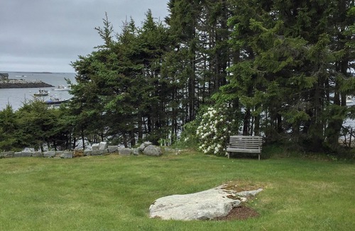 Spruce Head House | Quintessential Waterfront Maine Cottage- Weeks Available in Oct. 2026