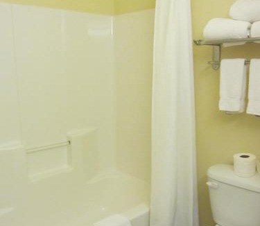 Plainview Hotel | Reddy Hotel