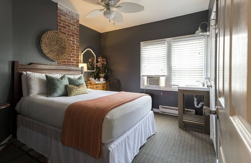 Rehoboth Beach Bed & Breakfast | Rehoboth Guest House - Adults only