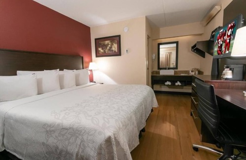 Columbus Hotel | Relaxed Stay Ideal for Visiting Downtown Columbus Attractions