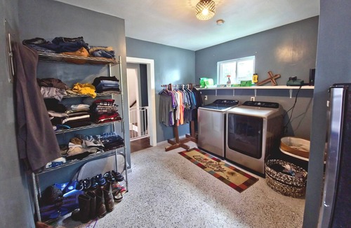 Runge House | Relaxing Spacious Quiet Rural with AC in tranquil Runge