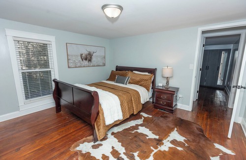Rockbridge House | Restored 1800s Farmhouse in Beautiful Hocking Hills