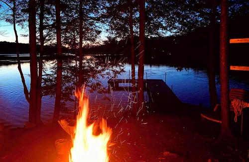 Chelsea Cabin | Riverside Cabin@GatineauPark near NordikSpa, waterfront w SUP & kayaks!
