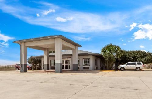 Dilley Hotel | Rodeway Inn
