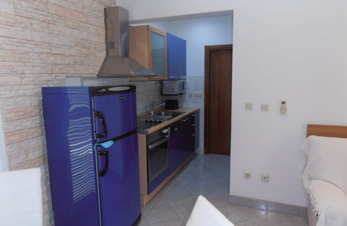 Vintijan Cottage | Romantic Apartment in a Detached House with Private Entrance