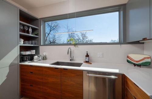 Fort Worth House | Rooftop Terrace Loft Near Downtown Fort Worth