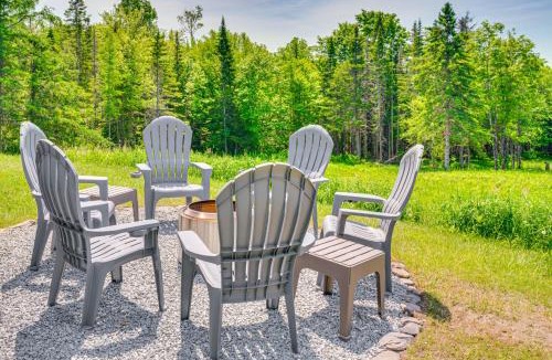 Walden House | Rustic Cabin in West Danville w/Deck & Fire Pit!