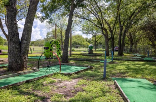 Burnet RV Rental | RV Site - Pull Through 36