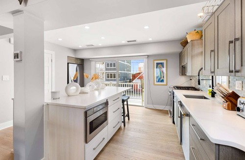 Fenwick Island Condo | Selene House | Luxury Oceanfront Townhouse