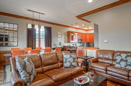 Edray House | Shays Landing #6: 4 Bedrooms, 4.5 Bath: Pvt Hot Tub, Slope Side