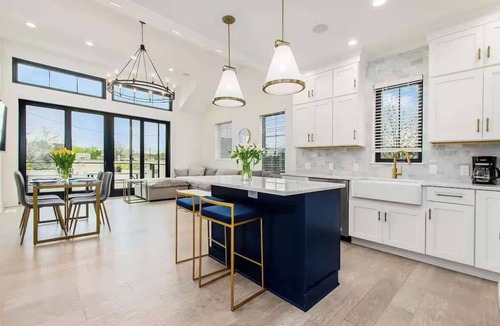 Italian Village House | Short North & Downtown & OSU | Near High Street | Free Parking | 5,800+ Reviews