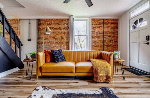 Italian Village House | Short North/Downtown | Steps to High St | Walk to Convention Ctr | 5.8K+ Reviews
