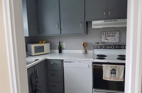 York Beach House | Short Sands Beach is a 5-Minute Walk. Dates Available! Memorial Day Weekend Open