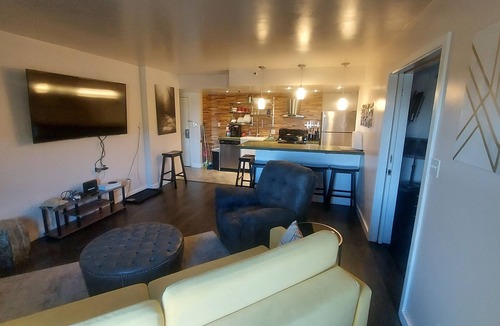Snowshoe Condo | Silver Creek 2 BR Condo, A/C, Indoor/Outdoor Pool & Hot Tub