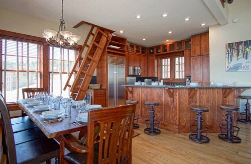 Edray House | Slope side 8 BR at Sanctuary Majestic Mountain Top Estate 4800 square feet of quality sleeps 16