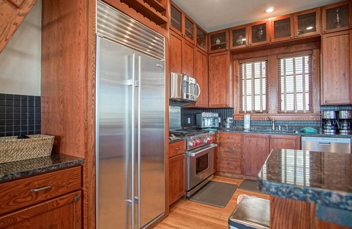 Edray House | Slope side 8 BR at Sanctuary Majestic Mountain Top Estate 4800 square feet of quality sleeps 16