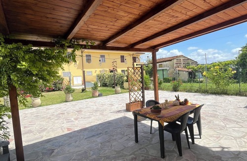 Calcinaia House | Small barn with exclusive garden