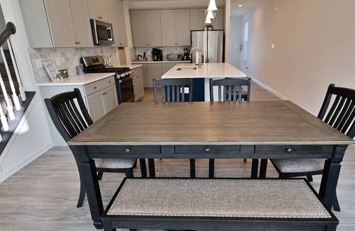 St. Martin House | Small Dogs Allowed (up to 40 pounds total) * New Bayside Resort