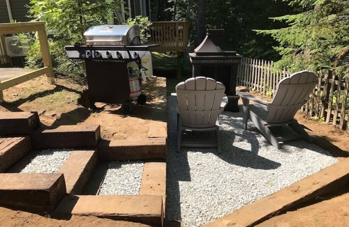 Edgecomb Cottage | Spacious 1 Bedroom Cottage Close to Everything 1