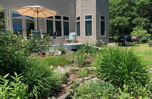 Bar Harbor House | Spacious 6 Bedroom Orchard House close to Acadia and the Shore.