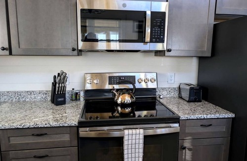 Sullivan Cabin | Spacious Cabin Complex with Flanders Pond Access, Ideal for Group Getaways, Located Near Sullivan, Maine