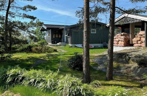 Drobak House | Spacious cabin with annex by Drøbaksundet