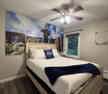 Bangor House | Spacious Home near Airport