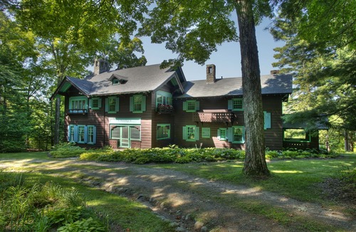 Bridgton House | Spacious Superstar's home on 20 acres, private beach, boathouse & piano
