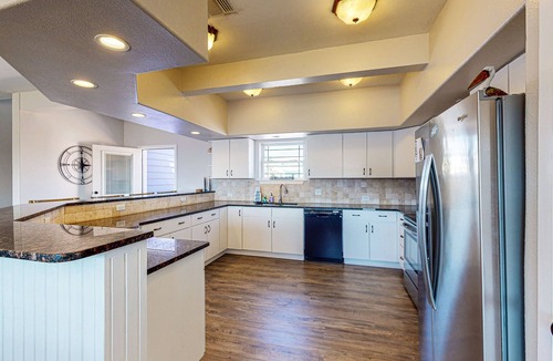 Sand Point House | SPC2054 Boardwalk, Shared Heated Pool and Golf Cart Included