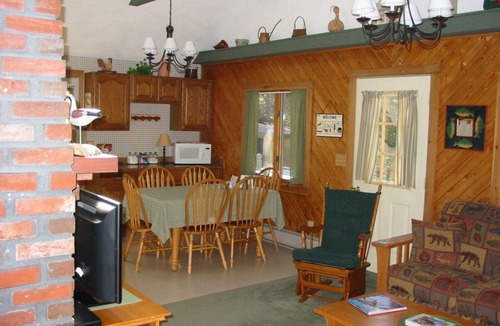 Salsbury Cove House | 'Spruce Lodge at Hadley Point' Totally Captures the Feeling of Maine!