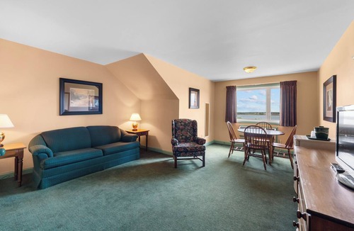 New London Hotel | Stanley Bridge Country Resort