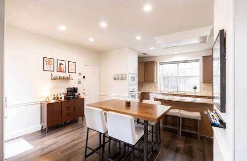 Valley Ranch House | Stay at Golden Hour | Pool + Hot Tub | Sleeps 10+